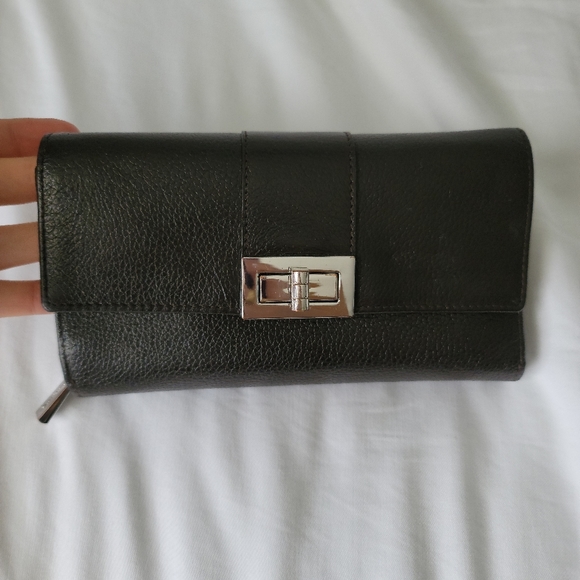 Danier Genuine Leather Wallet (Dark Brown) - Picture 1 of 12